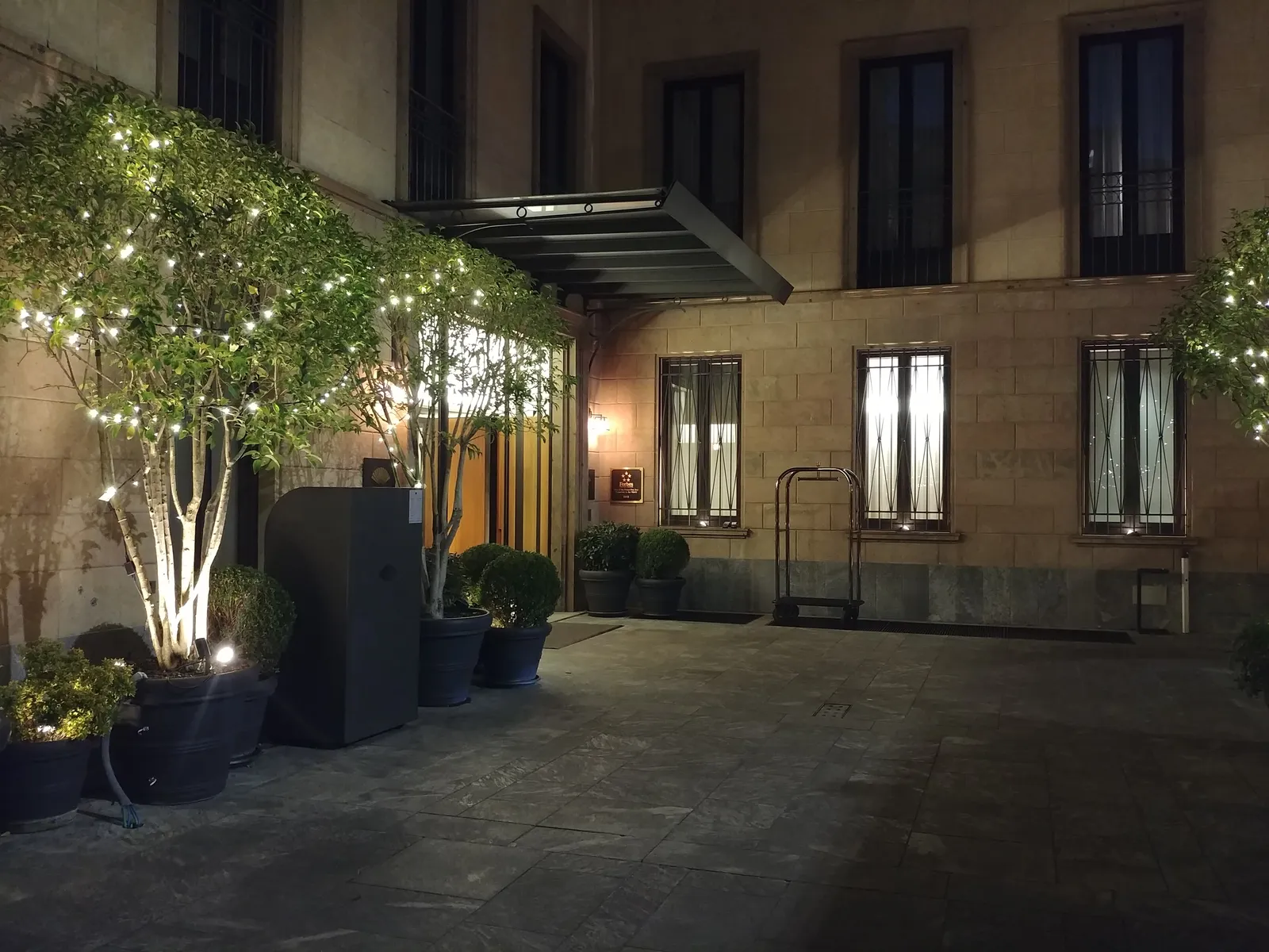 Mandarin Oriental, Milan — Exterior, Milan