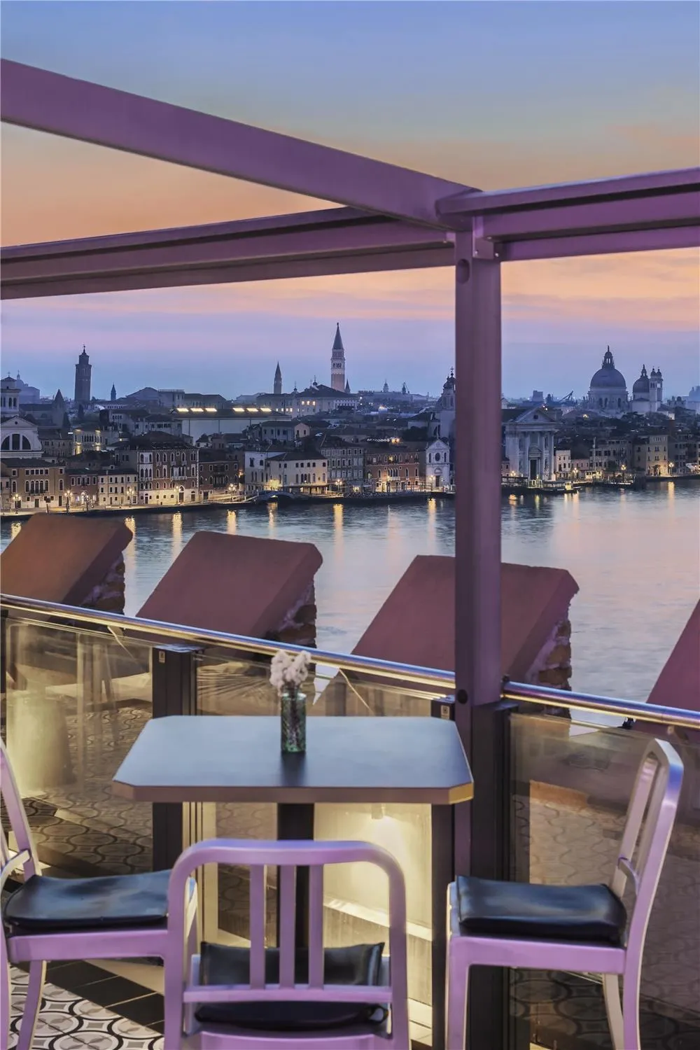 Hilton Molino Stucky Venice — Exterior, Venice
