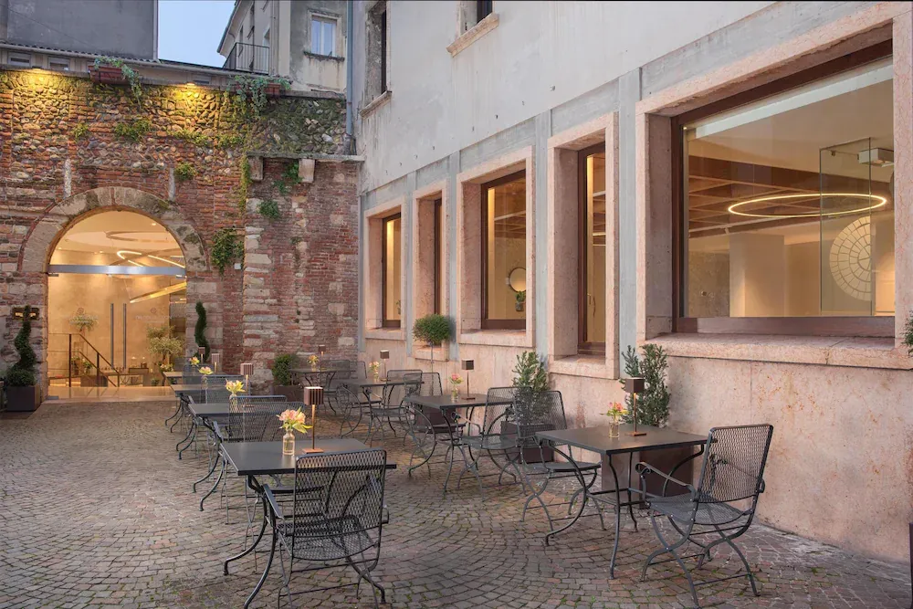 NH Collection Palazzo Verona — Exterior, Verona