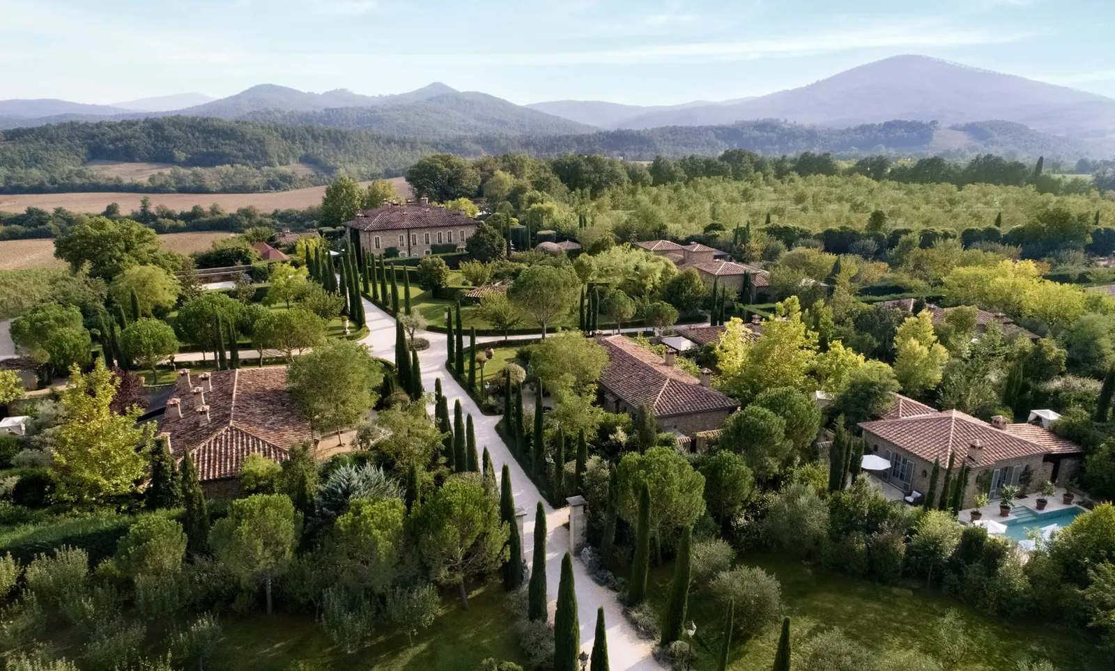 Borgo Santo Pietro, Palazzetto