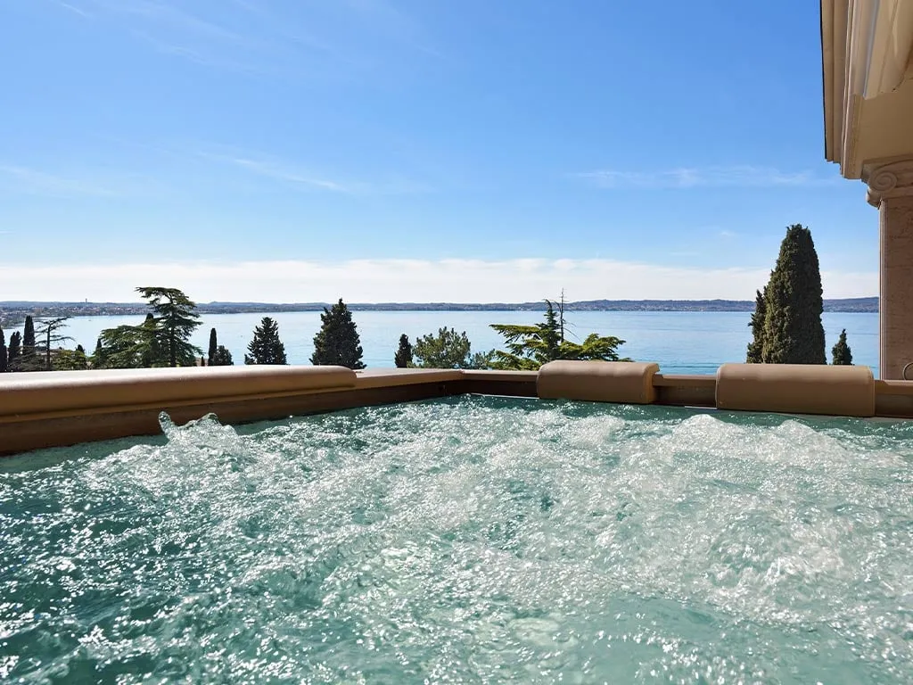 Villa Cortine, Sirmione