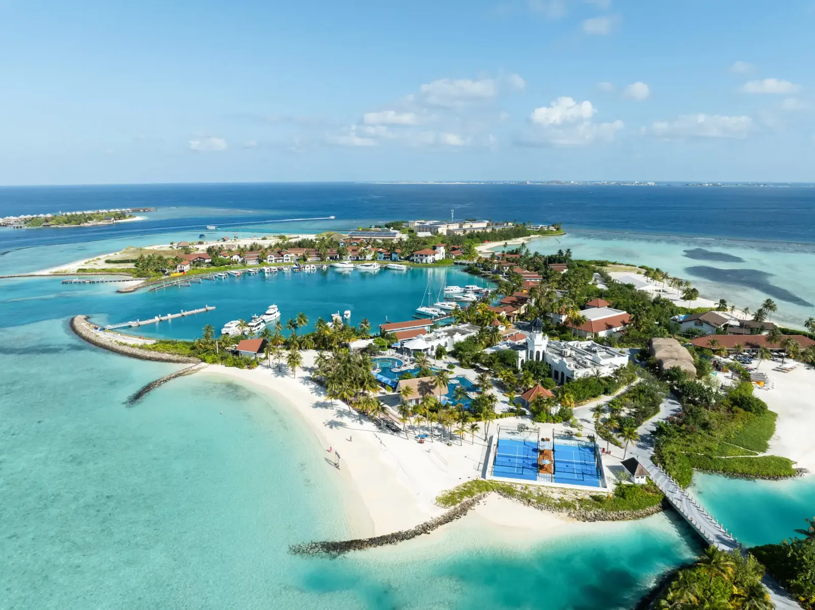 SAii Lagoon Maldives, Curio Collection by Hilton, Eh'mafushi