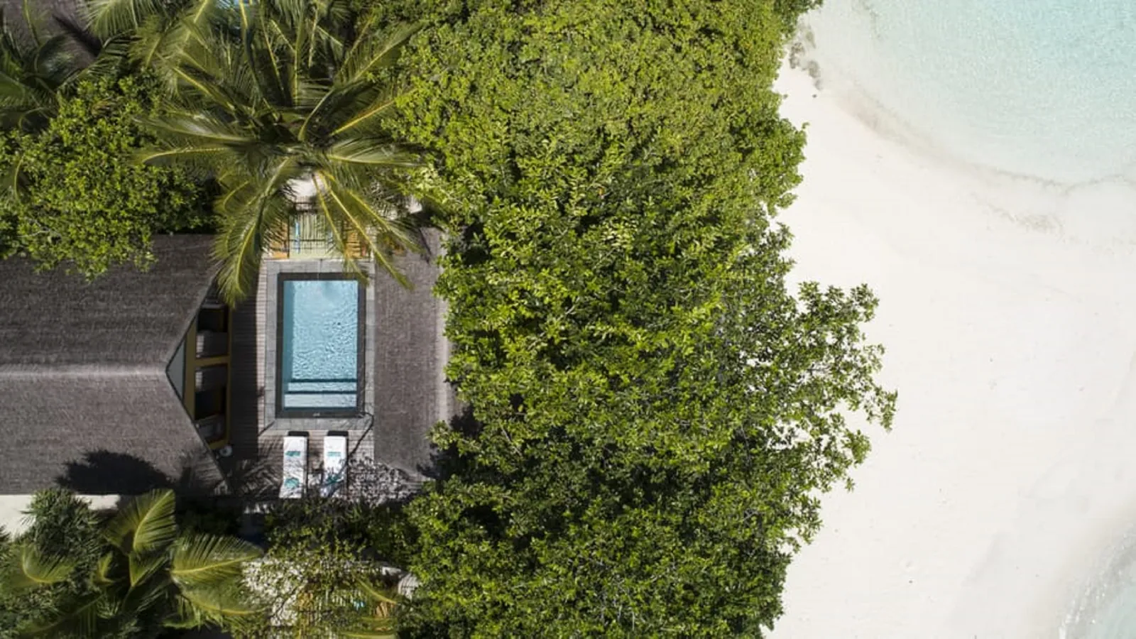Four Seasons Maldives Landaa Giraavaru — Exterior, Landaa Giraavaru