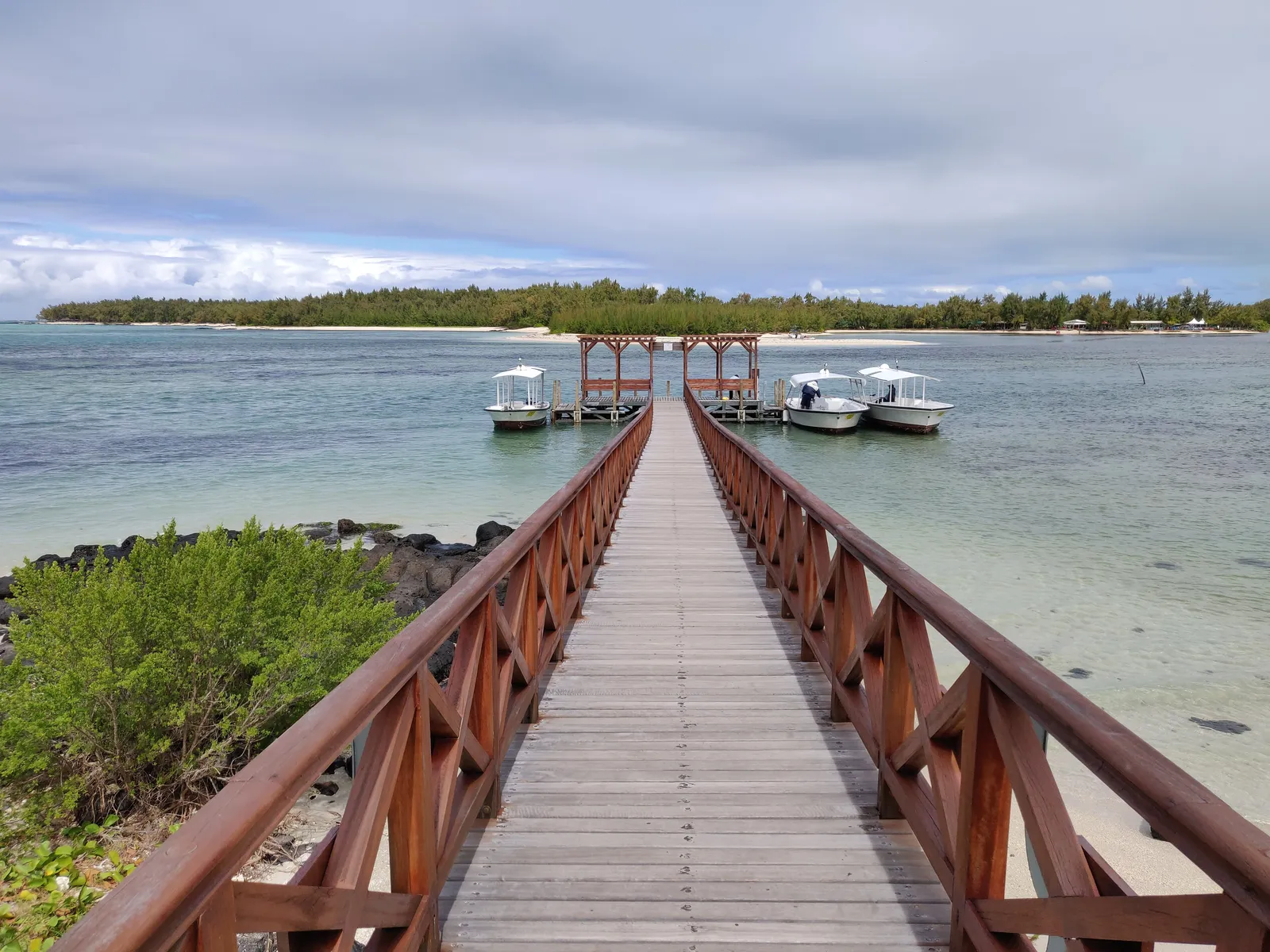 Shangri-La Le Touessrok, Mauritius — Exterior, Trou d'Eau Douce