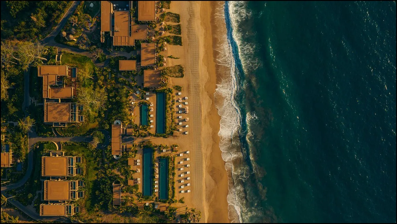 Rosewood Mandarina — Exterior, El Monteon