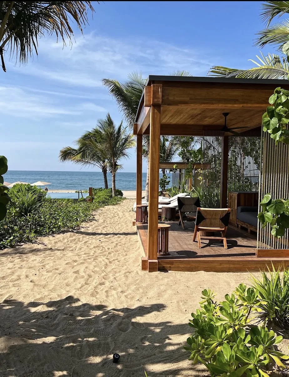 Rosewood Mandarina — Exterior, El Monteon