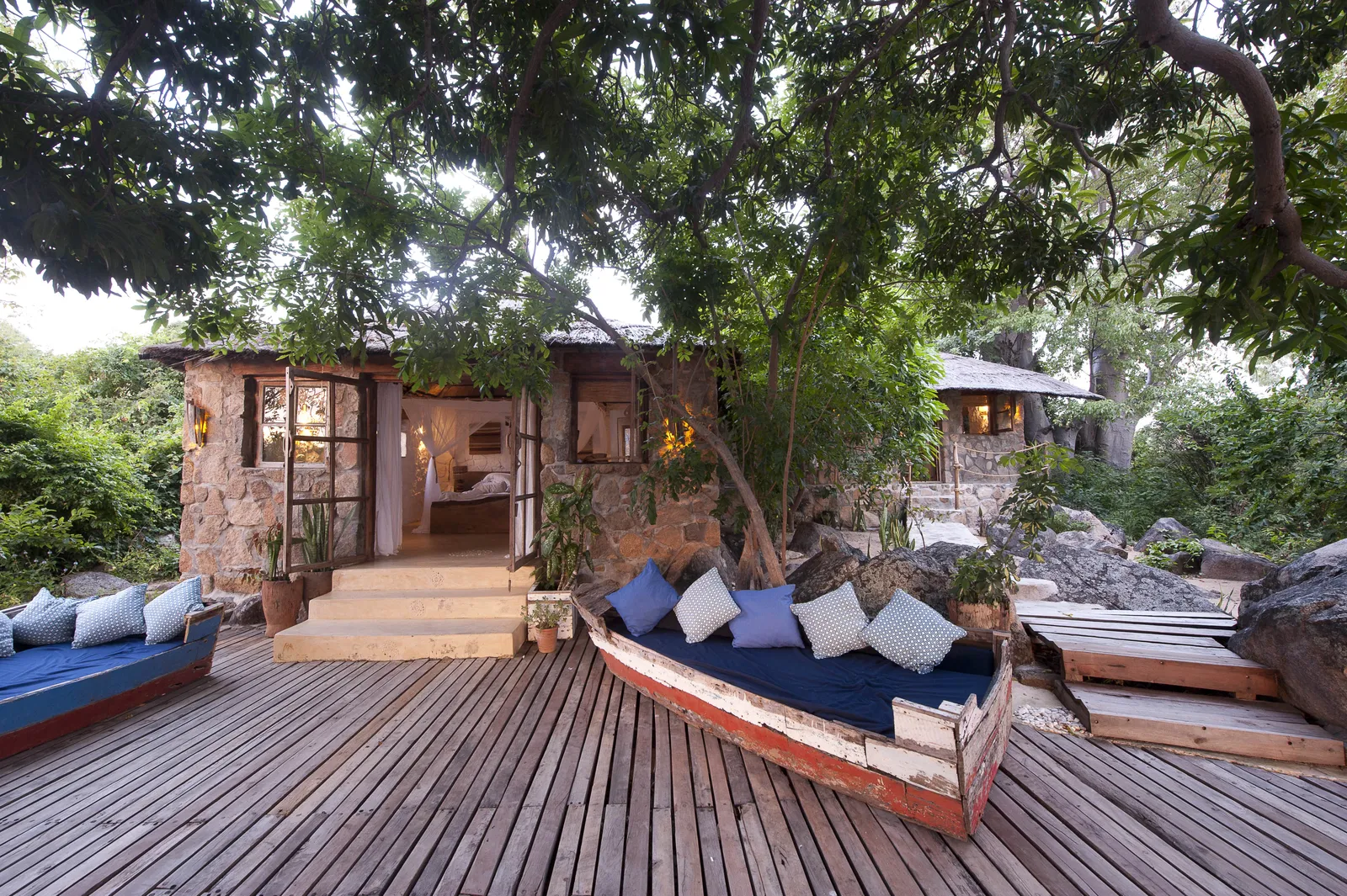 Kaya Mawa — Exterior, Likoma Island