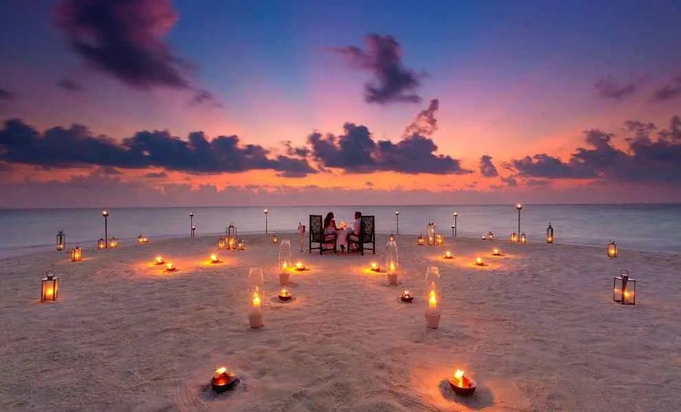 Baros Maldives, Baros