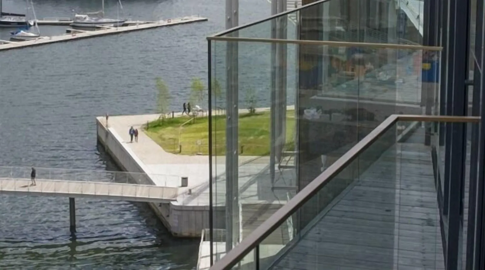 The Thief — Exterior, Oslo