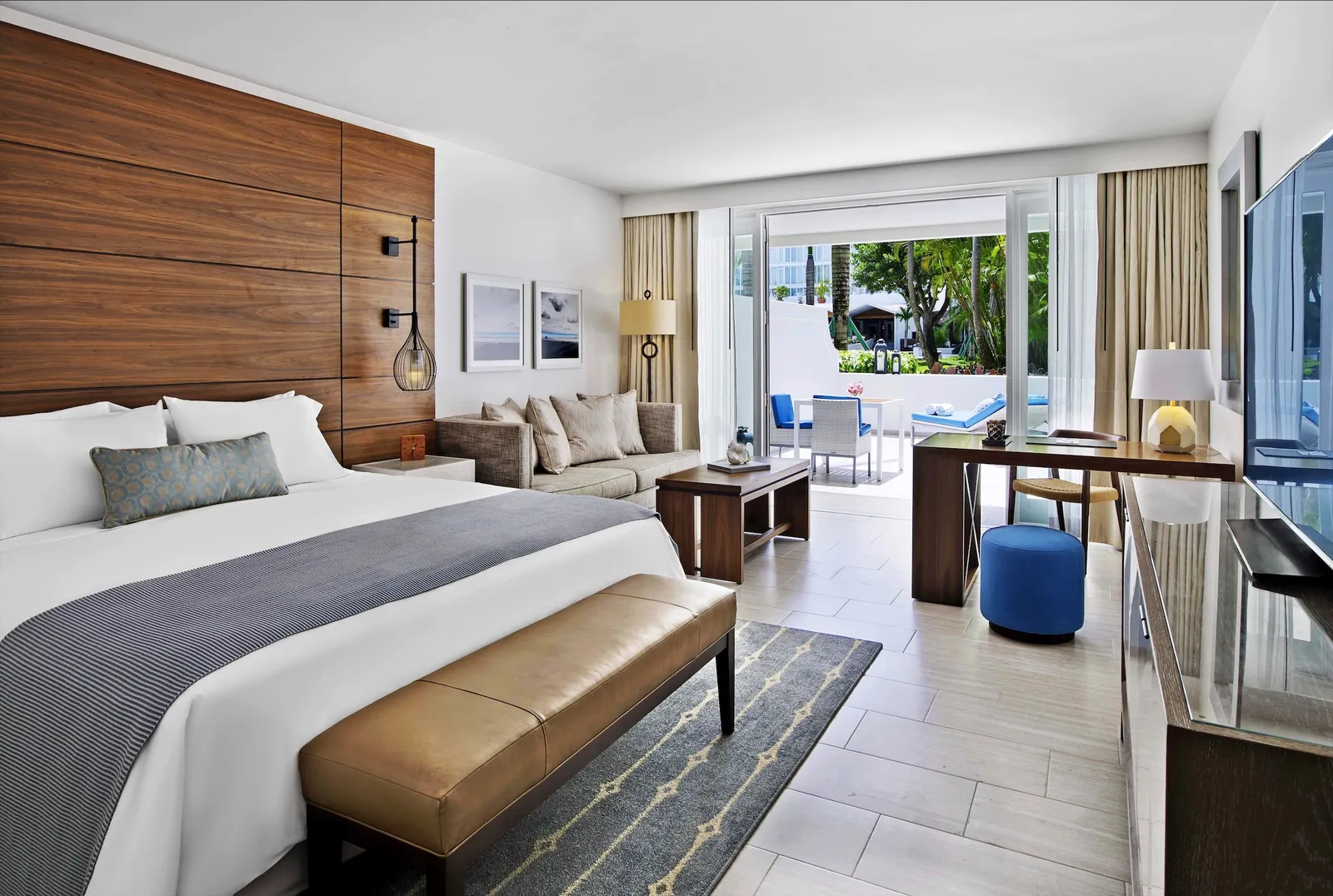 Fairmont El San Juan Hotel, Carolina