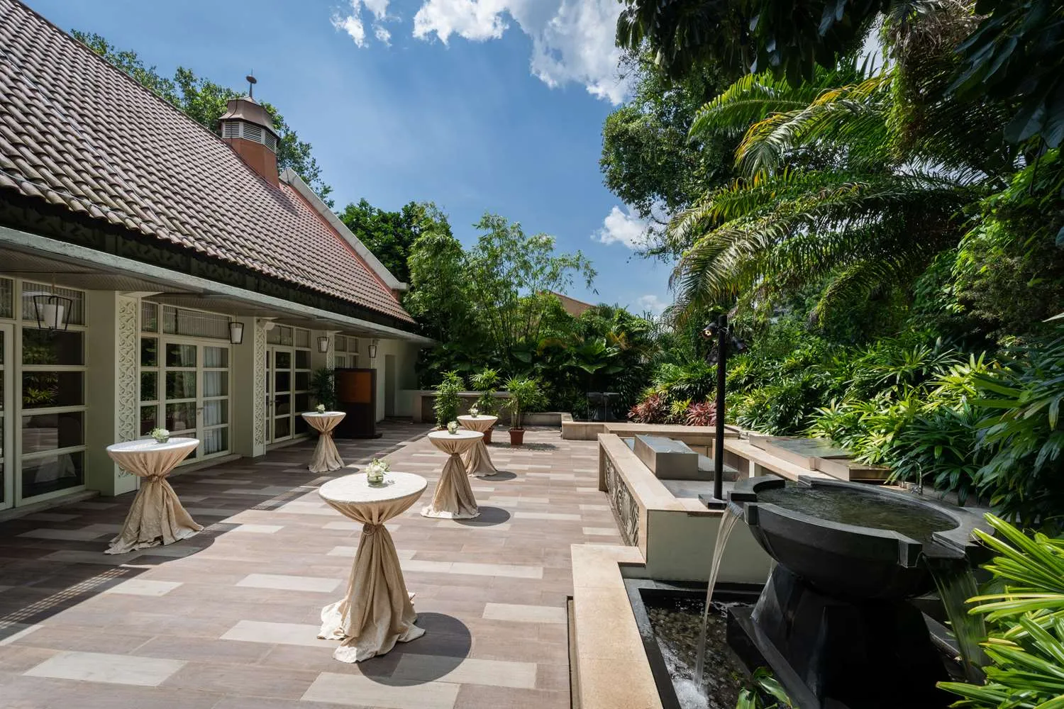 Shangri-La Singapore — Exterior, Singapore
