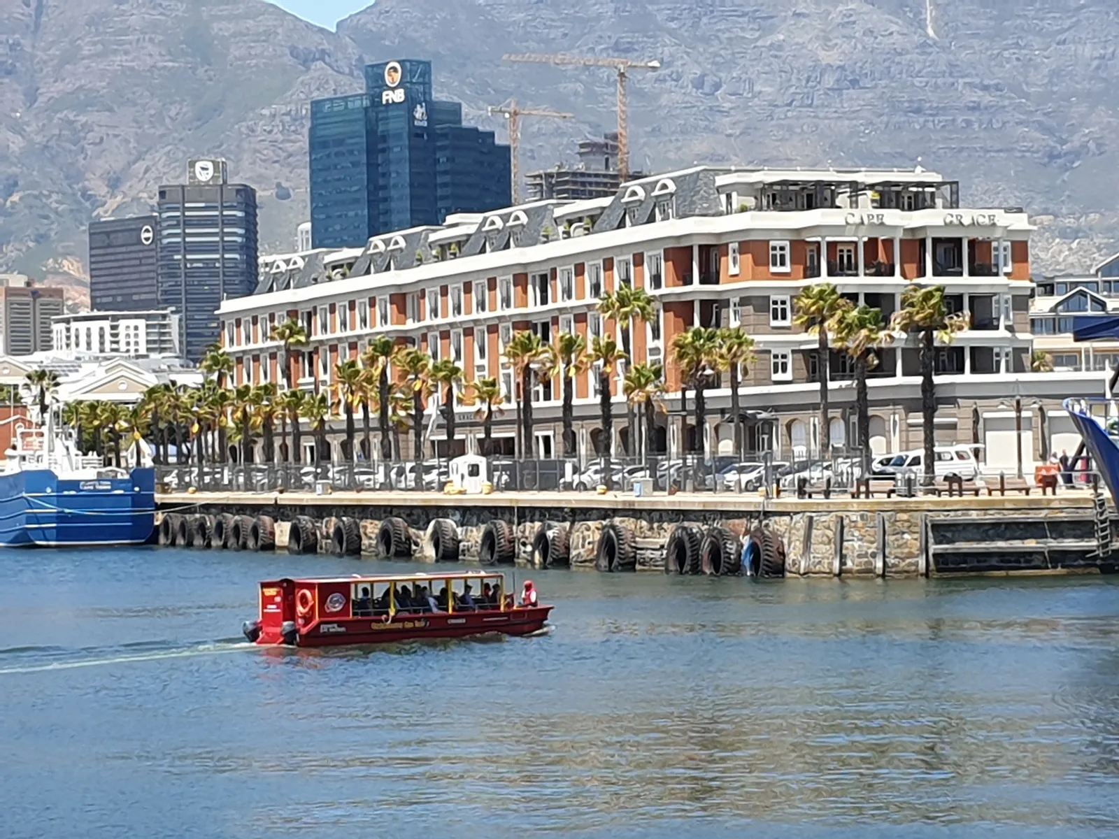 Cape Grace, A Fairmont Managed Hotel — Exterior, Cape Town