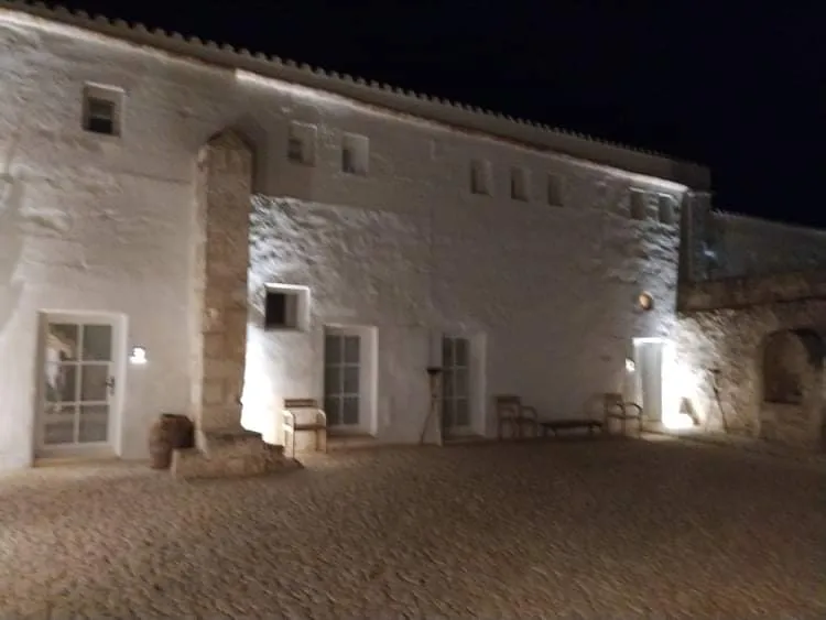 Torre Vella — Exterior, Alayor