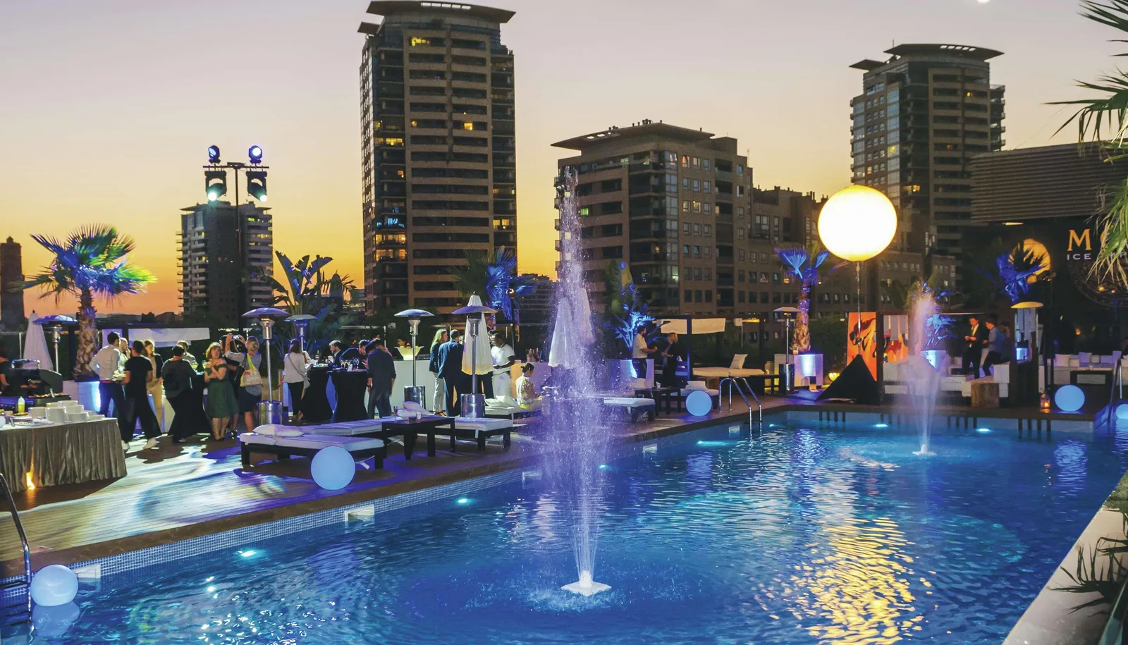 Hilton Diagonal Mar Barcelona — Exterior, Barcelona
