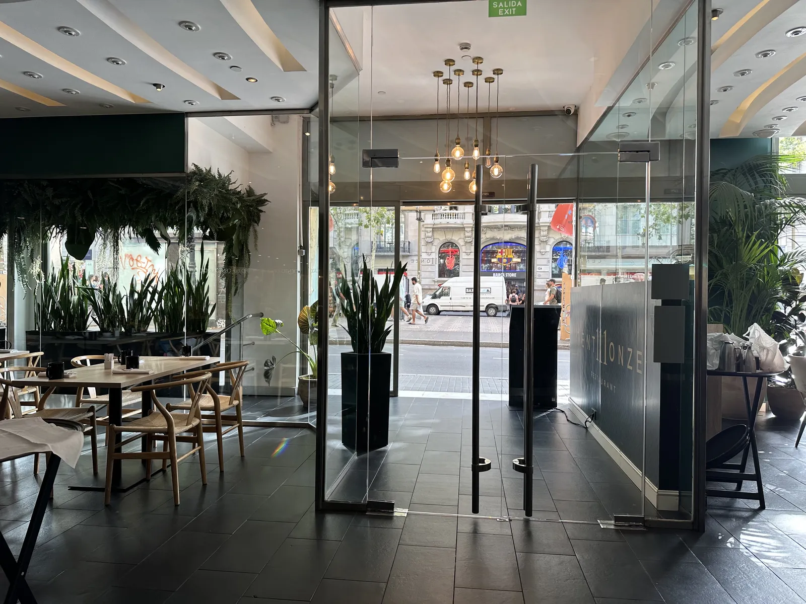 Le Meridien Barcelona — Exterior, Barcelona