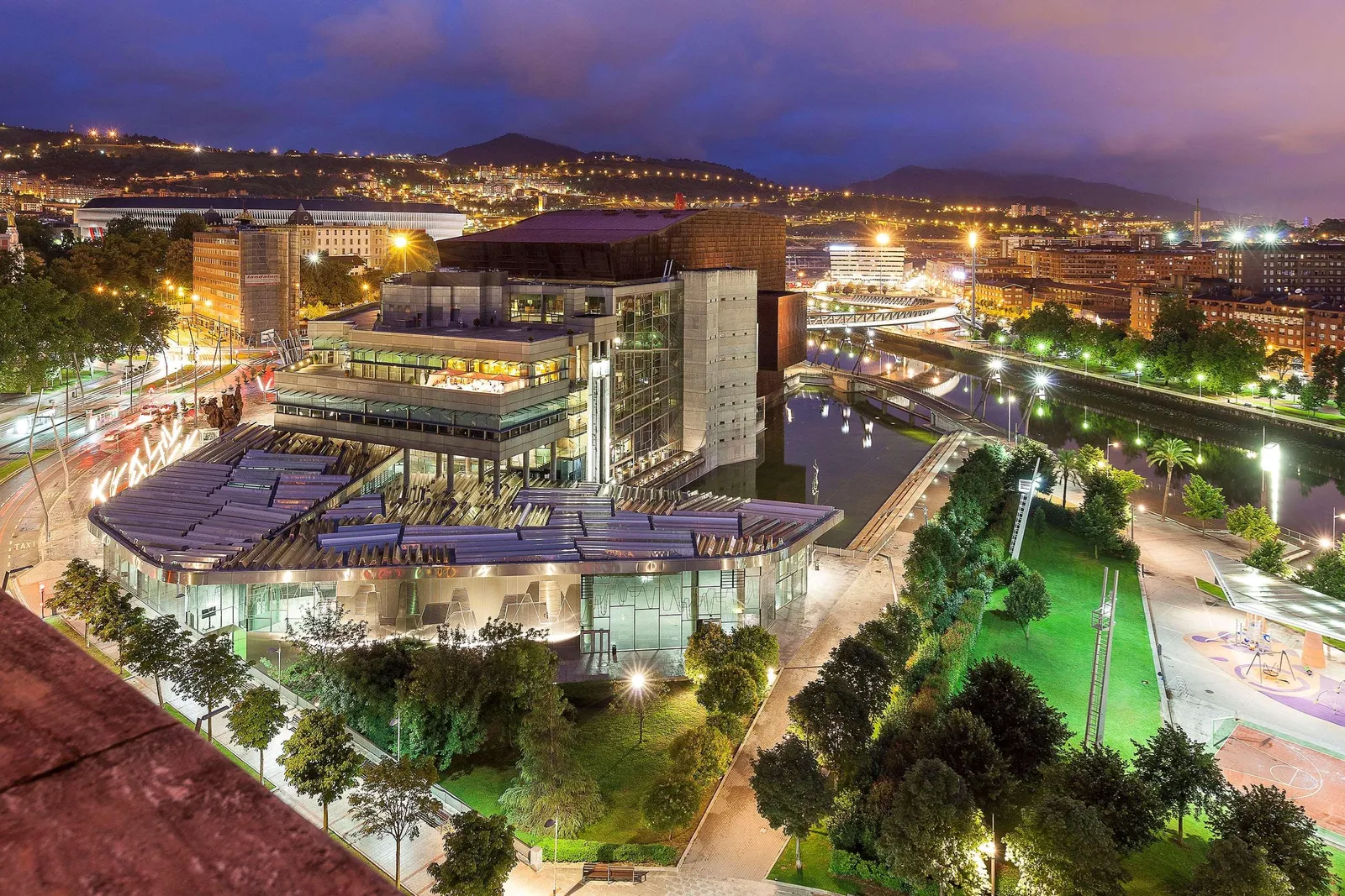 Melia Bilbao — Exterior, Bilbao