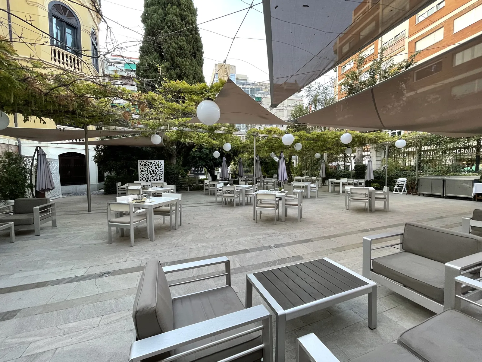 Hospes Palacio de los Patos — Exterior, Granada