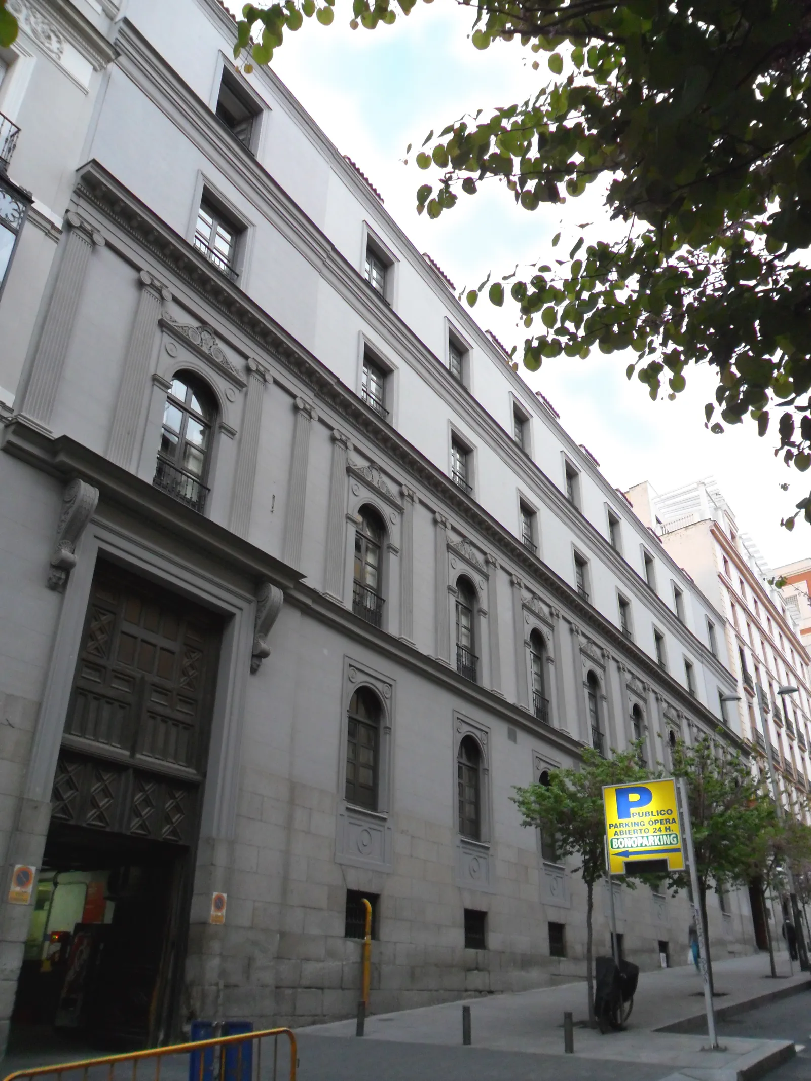 Palacio de los Duques, a Gran Melia Hotel, Madrid