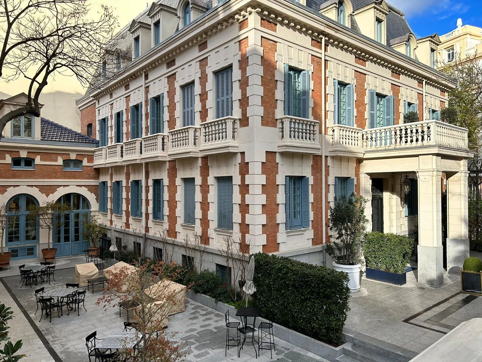 Santo Mauro, a Luxury Collection Hotel — Exterior, Madrid