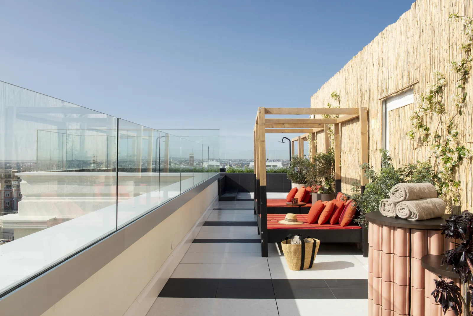Hotel Montera Madrid, Curio Collection by Hilton — Exterior, Madrid