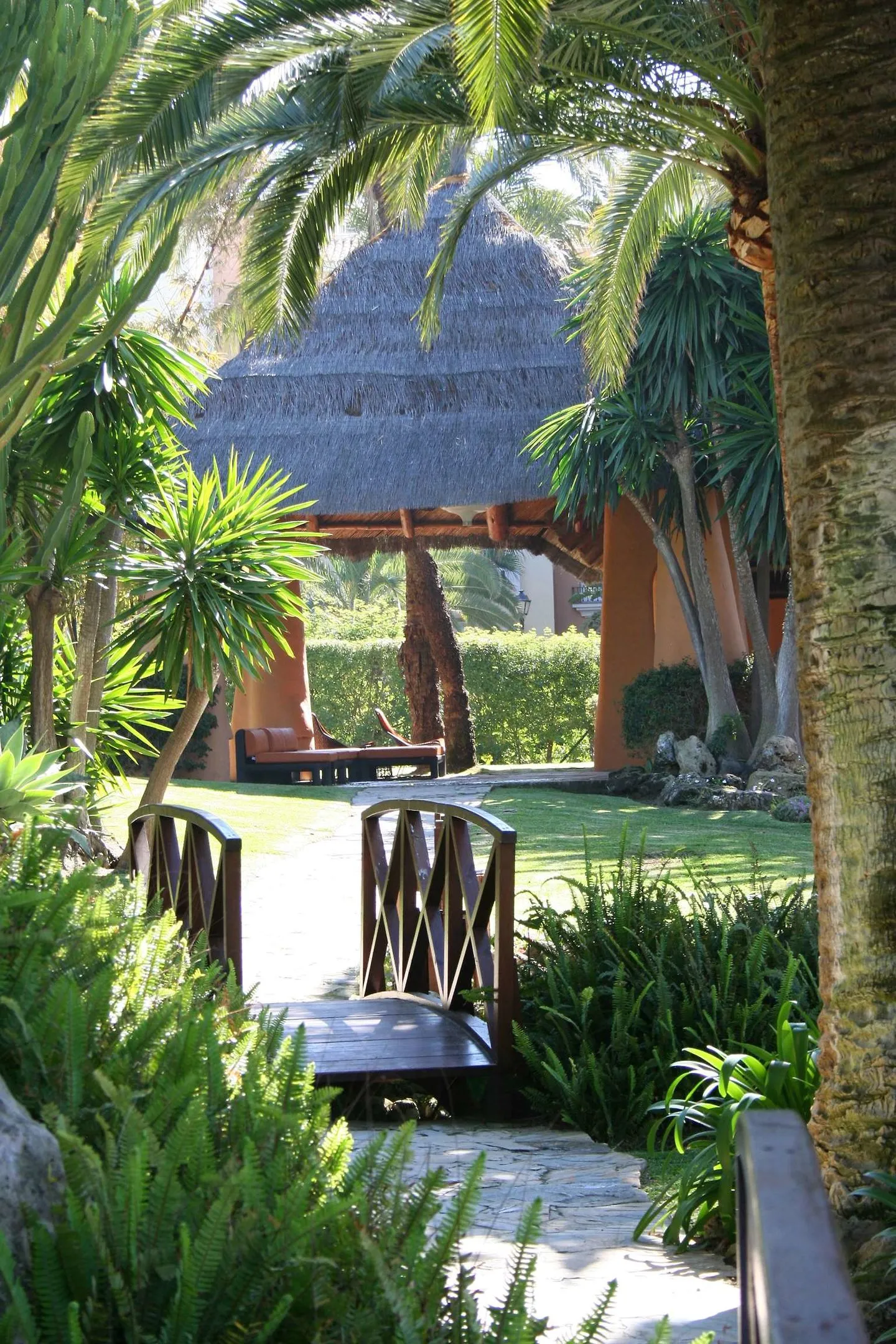Don Carlos Marbella — Exterior, Marbella