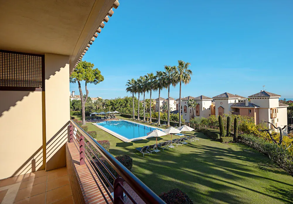 Don Carlos Marbella — Exterior, Marbella