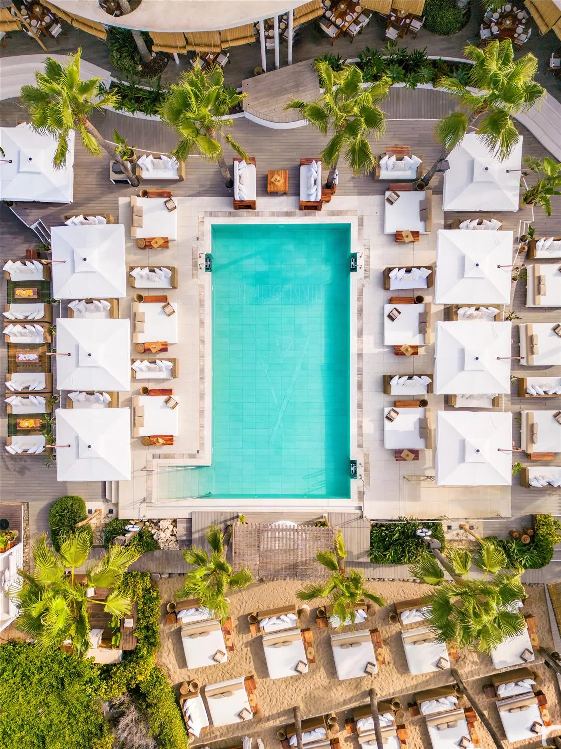 Don Carlos Marbella — Exterior, Marbella