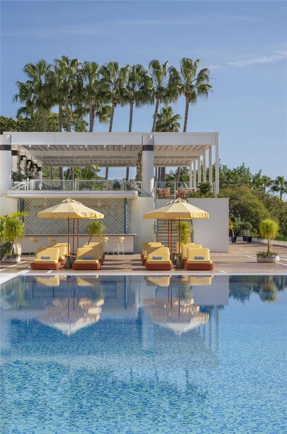 Don Carlos Marbella — Exterior, Marbella
