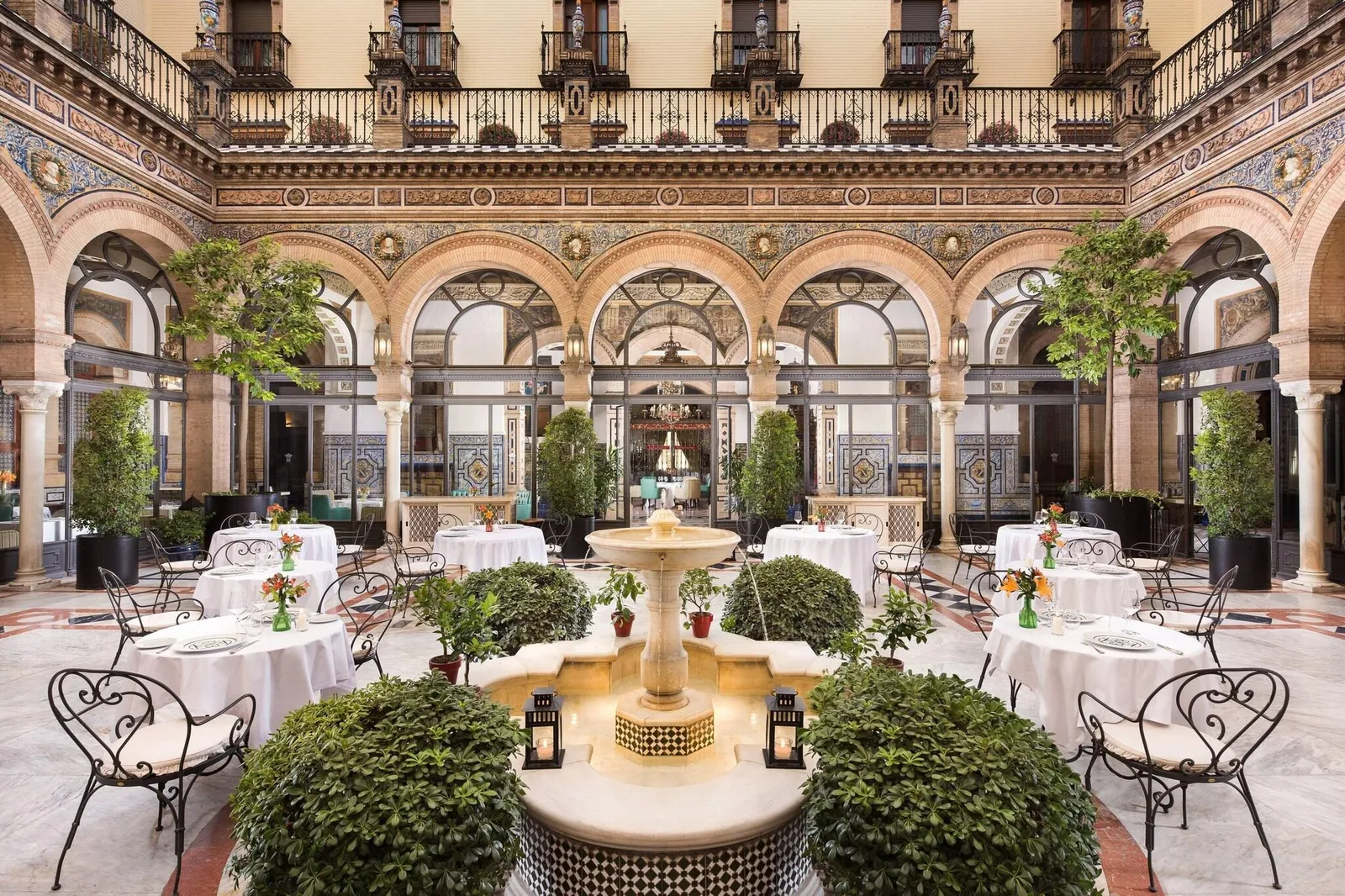 Hotel Alfonso XIII, a Luxury Collection Hotel, Seville — Exterior, Seville
