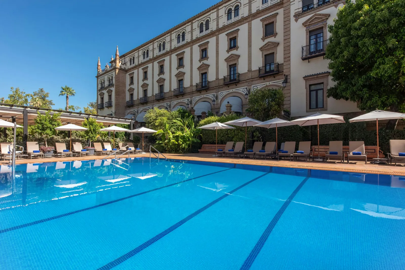 Hotel Alfonso XIII, a Luxury Collection Hotel, Seville — Exterior, Seville