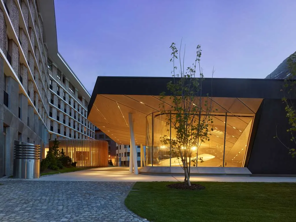Radisson Blu Hotel Reussen, Andermatt — Exterior, Andermatt