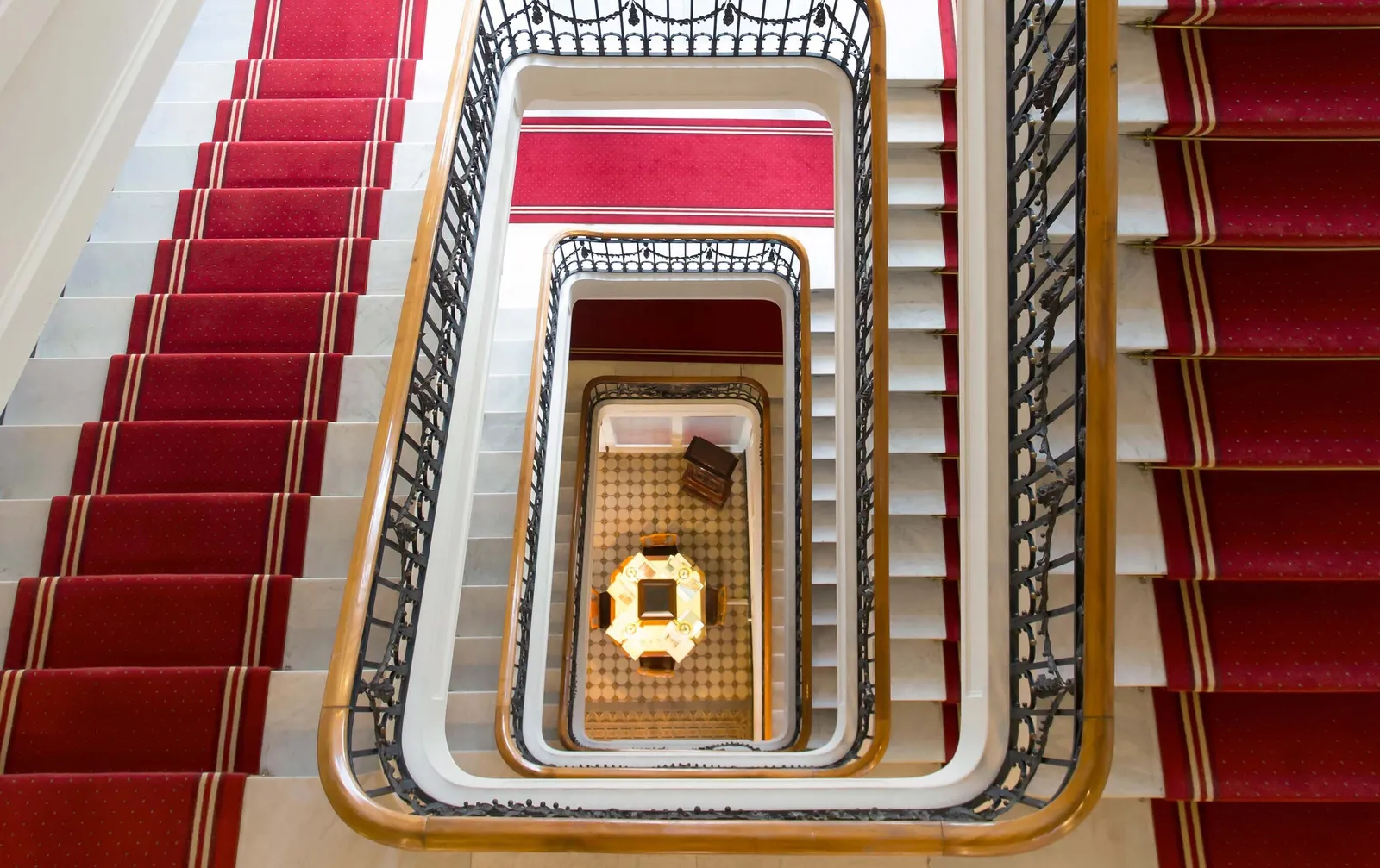 Hotel Schweizerhof Luzern, Lucerne