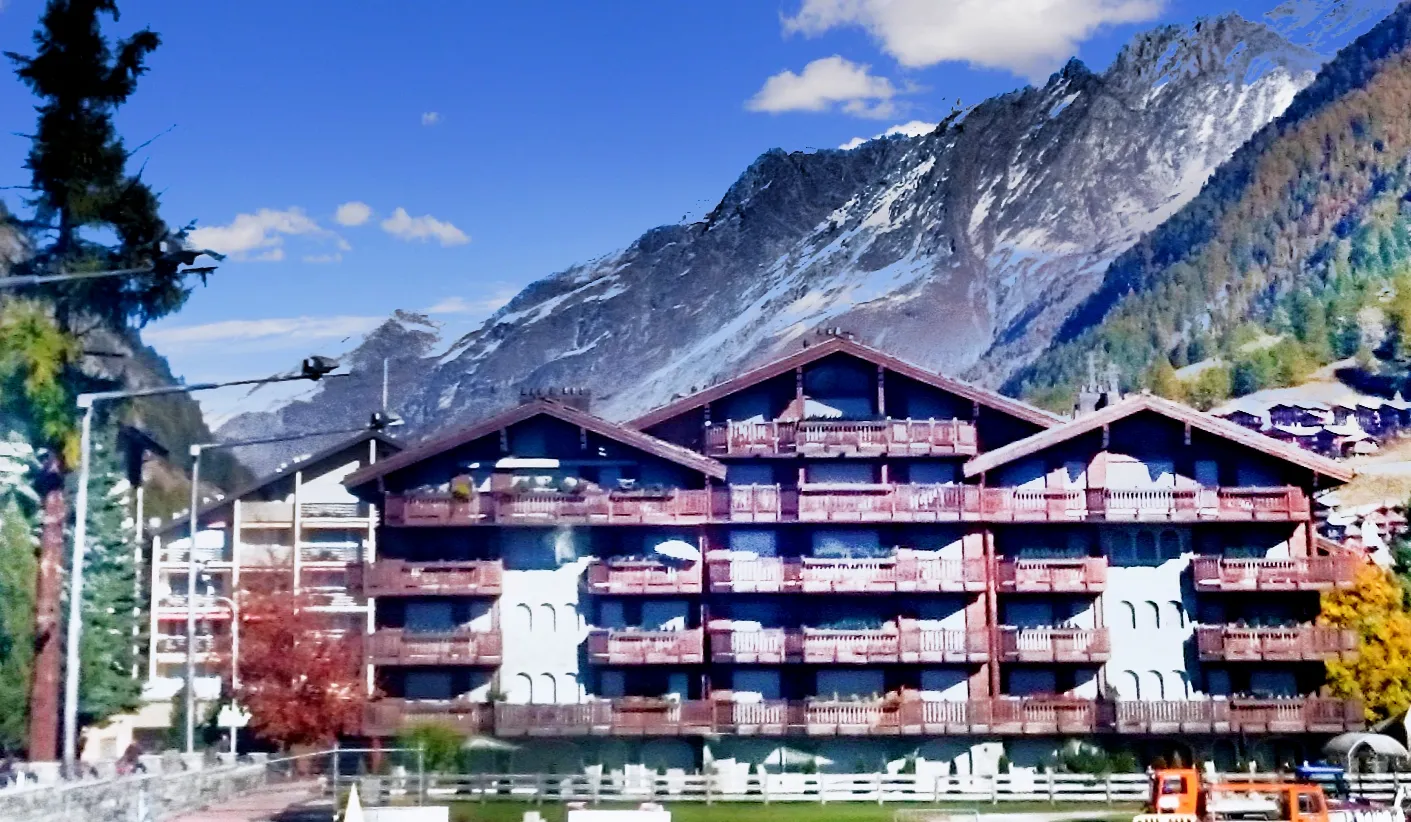 Schweizerhof Zermatt — Exterior, Zermatt