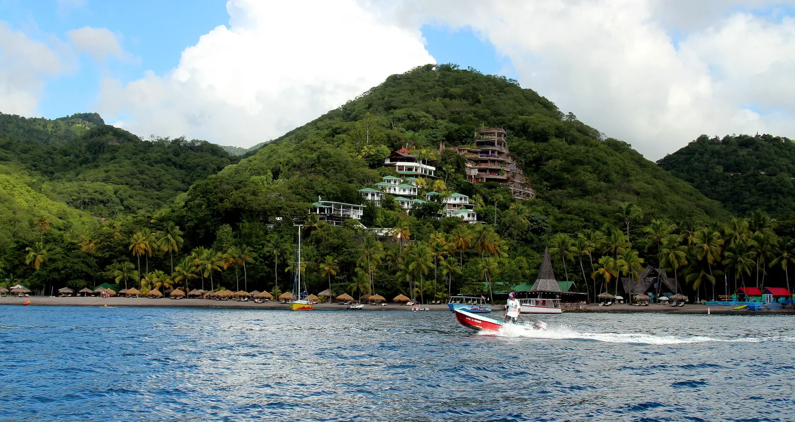 Jade Mountain Resort, Mamin