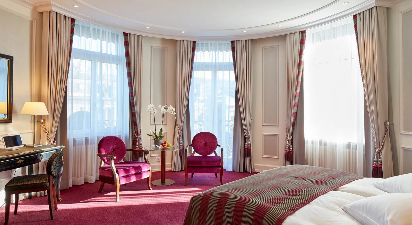 Hotel Schweizerhof Zurich, Zurich