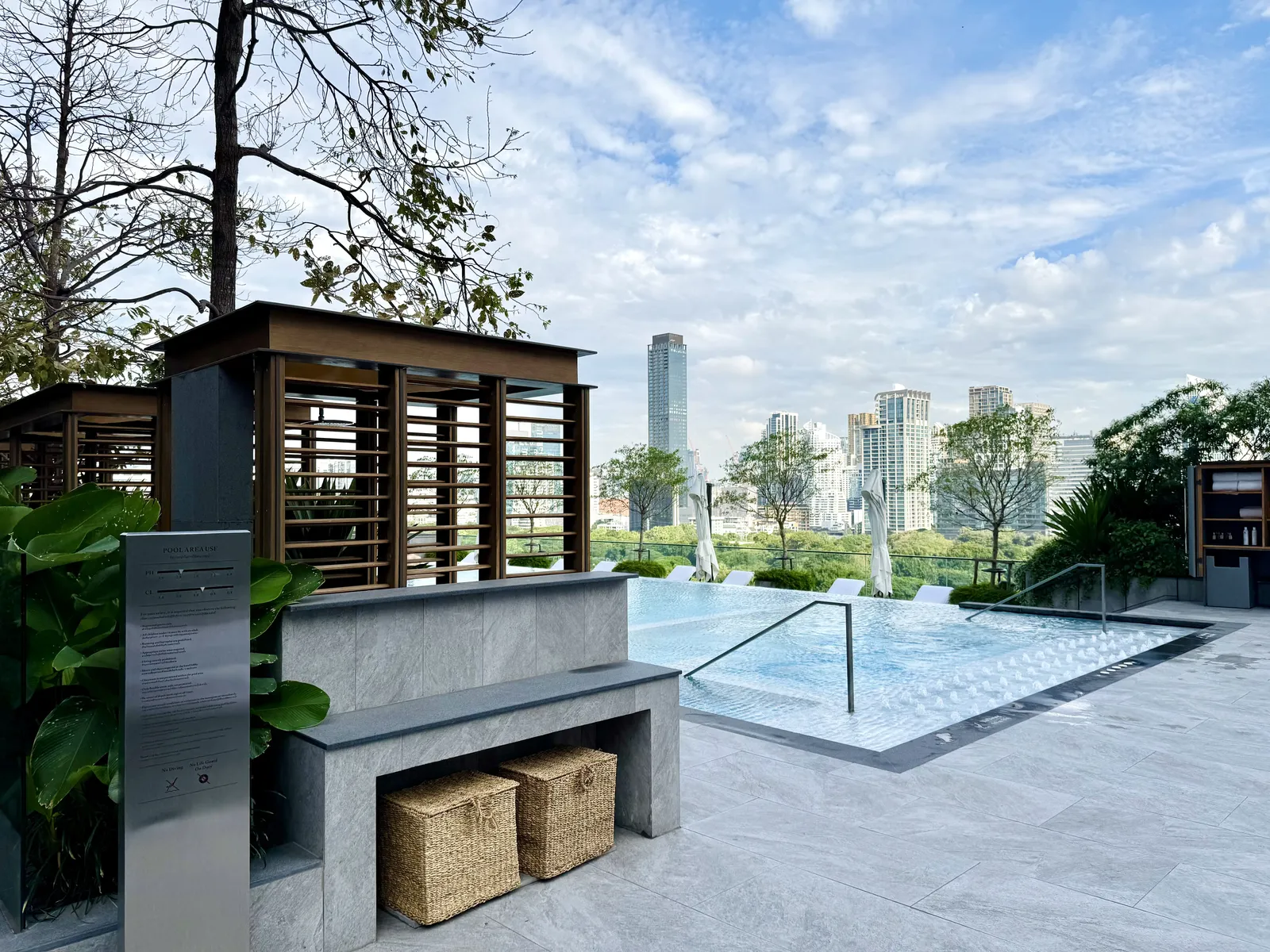 The Ritz-Carlton, Bangkok — Exterior, Bangkok