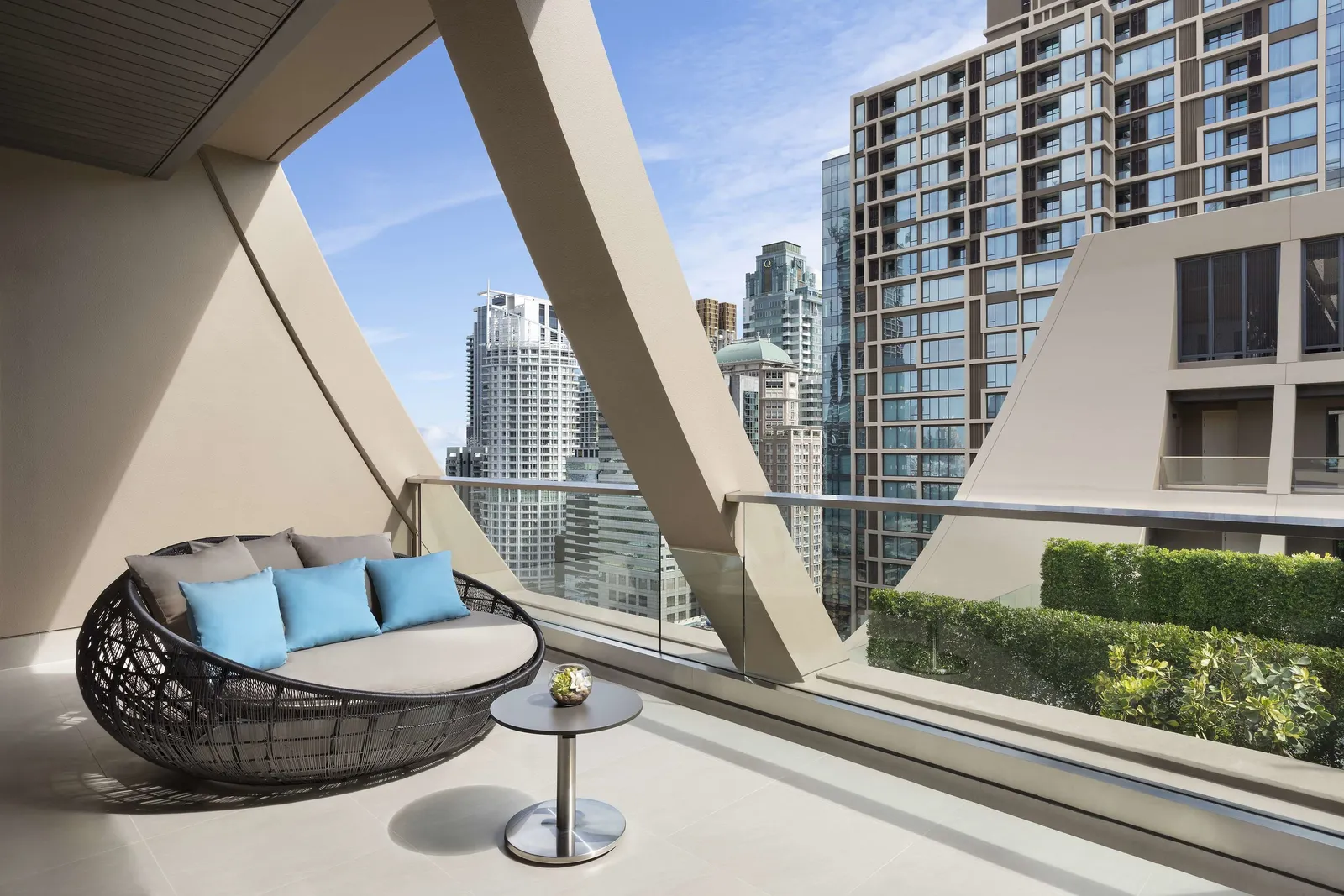 Sindhorn Kempinski Hotel Bangkok — Exterior, Bangkok