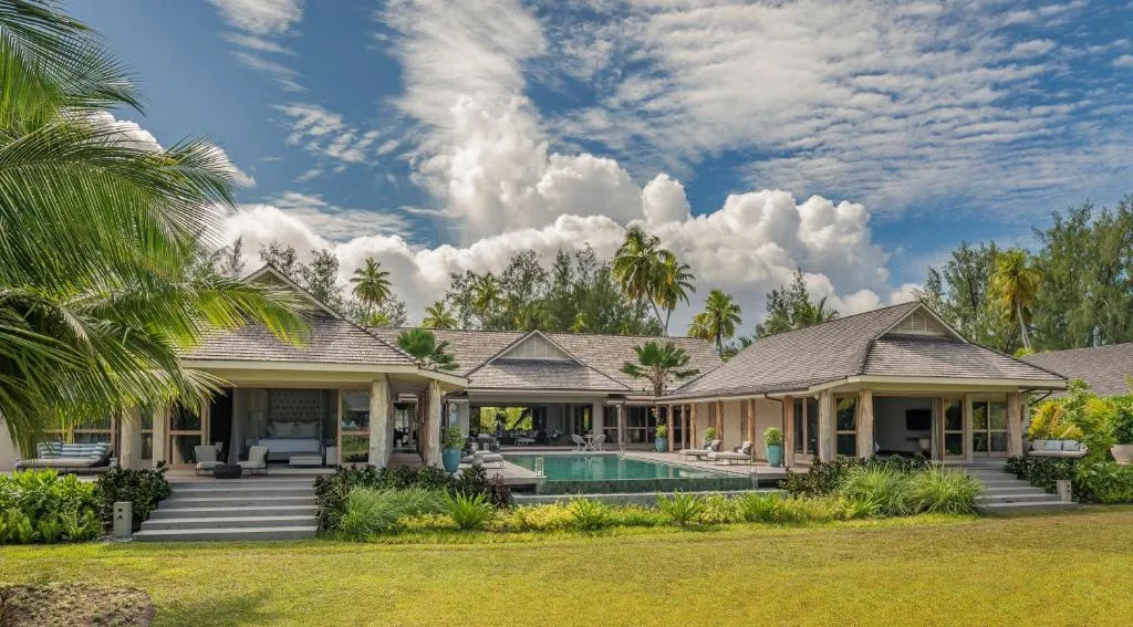 Four Seasons Desroches Island — Exterior, Desroches Island