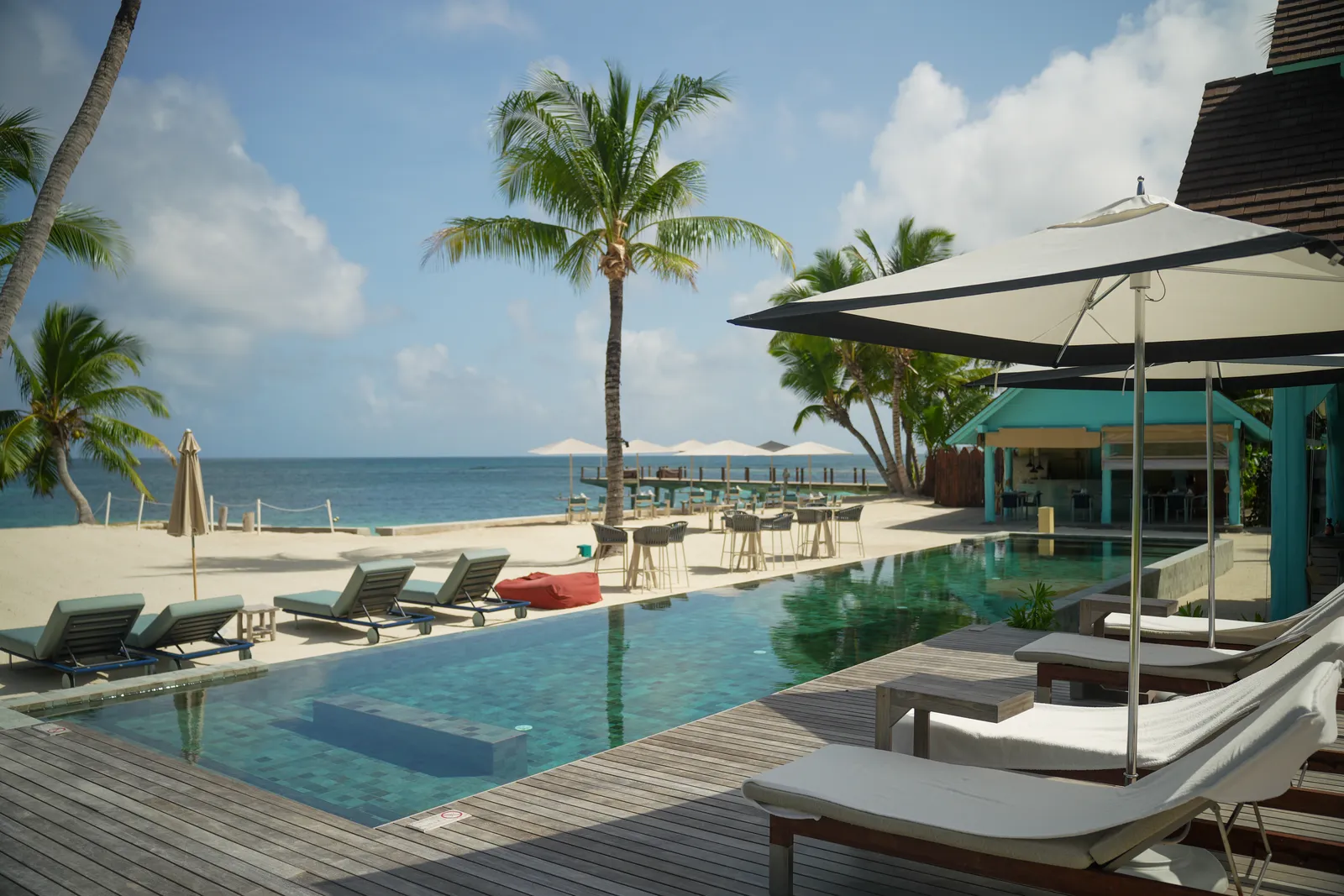 Four Seasons Desroches Island — Exterior, Desroches Island
