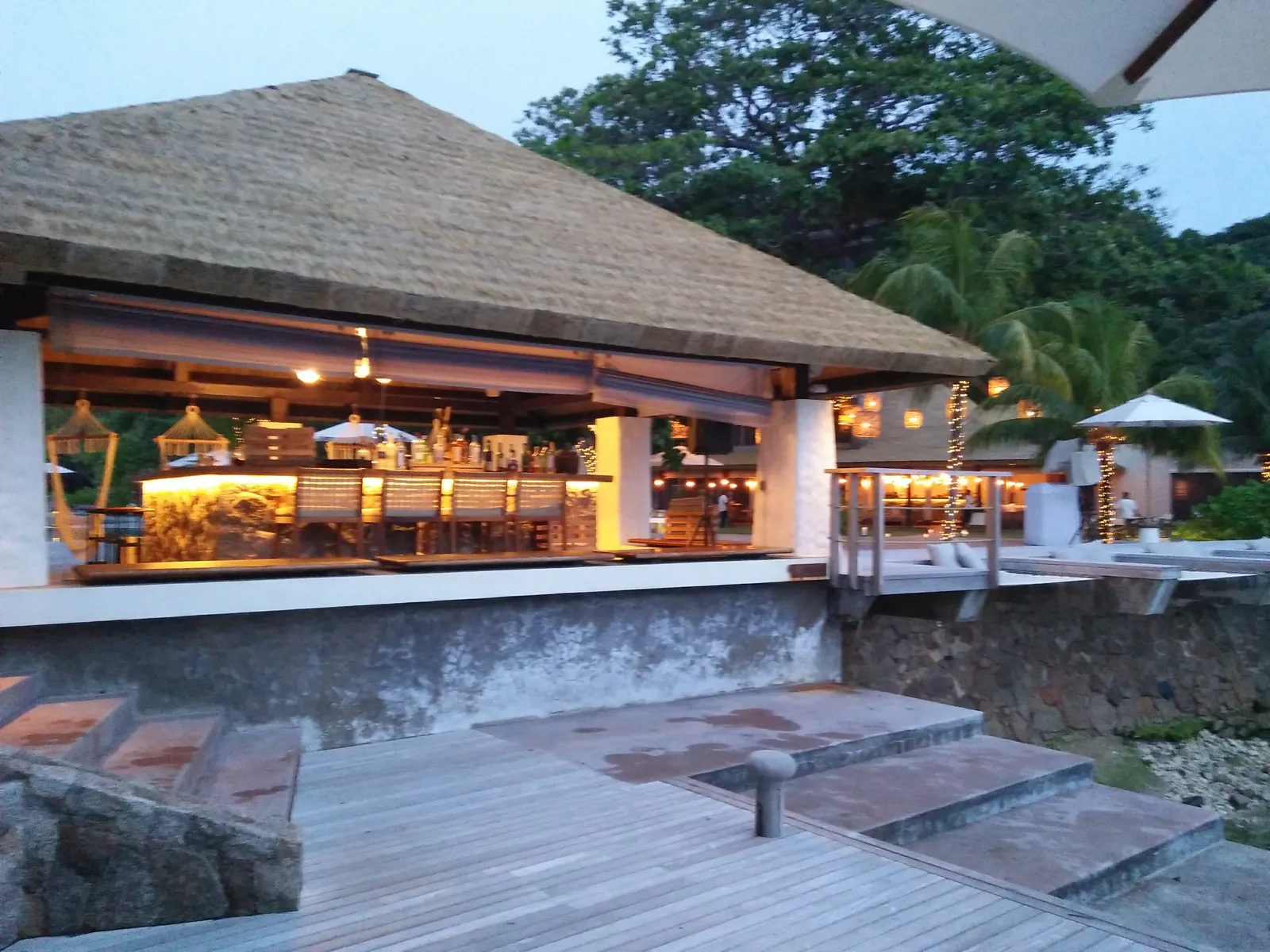 Six Senses Zil Pasyon — Exterior, Felicite