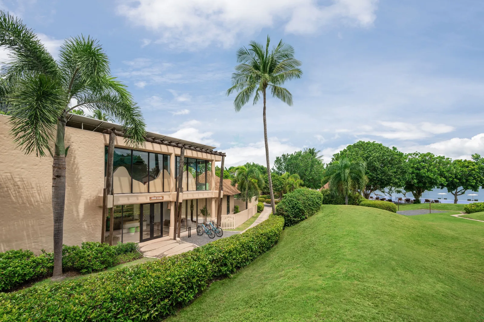 The Naka Island, a Luxury Collection Resort & Spa, Phuket — Exterior, Pa Klok