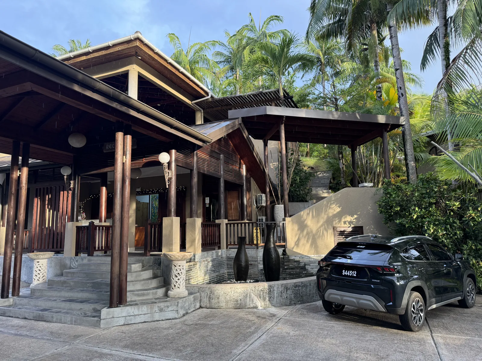 Ephelia Resort — Exterior, Baie Lazare