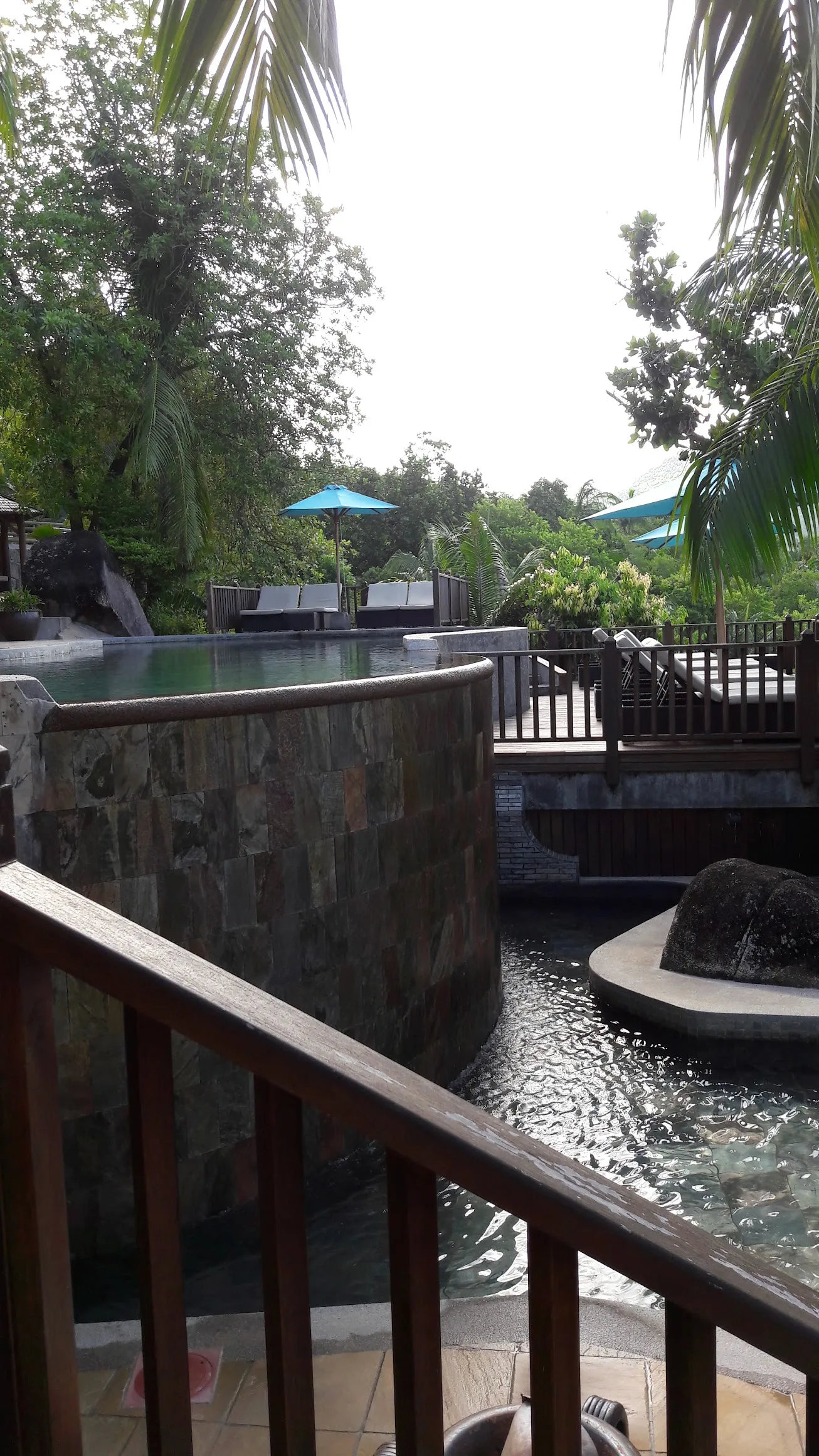 Ephelia Resort — Exterior, Baie Lazare