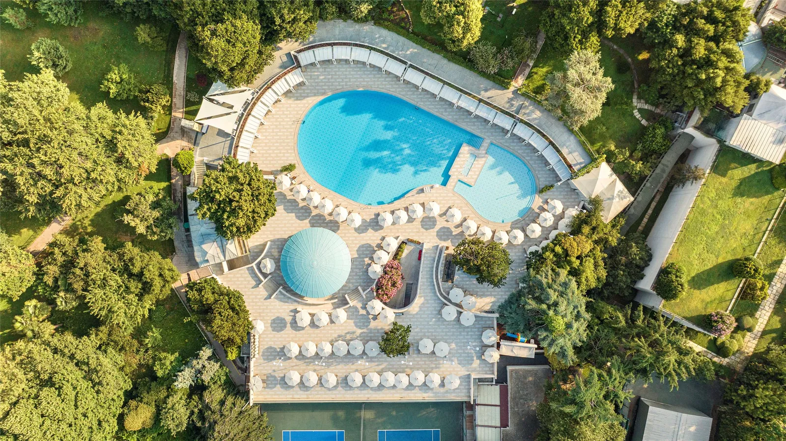 Hilton Istanbul Bosphorus — Exterior, Istanbul