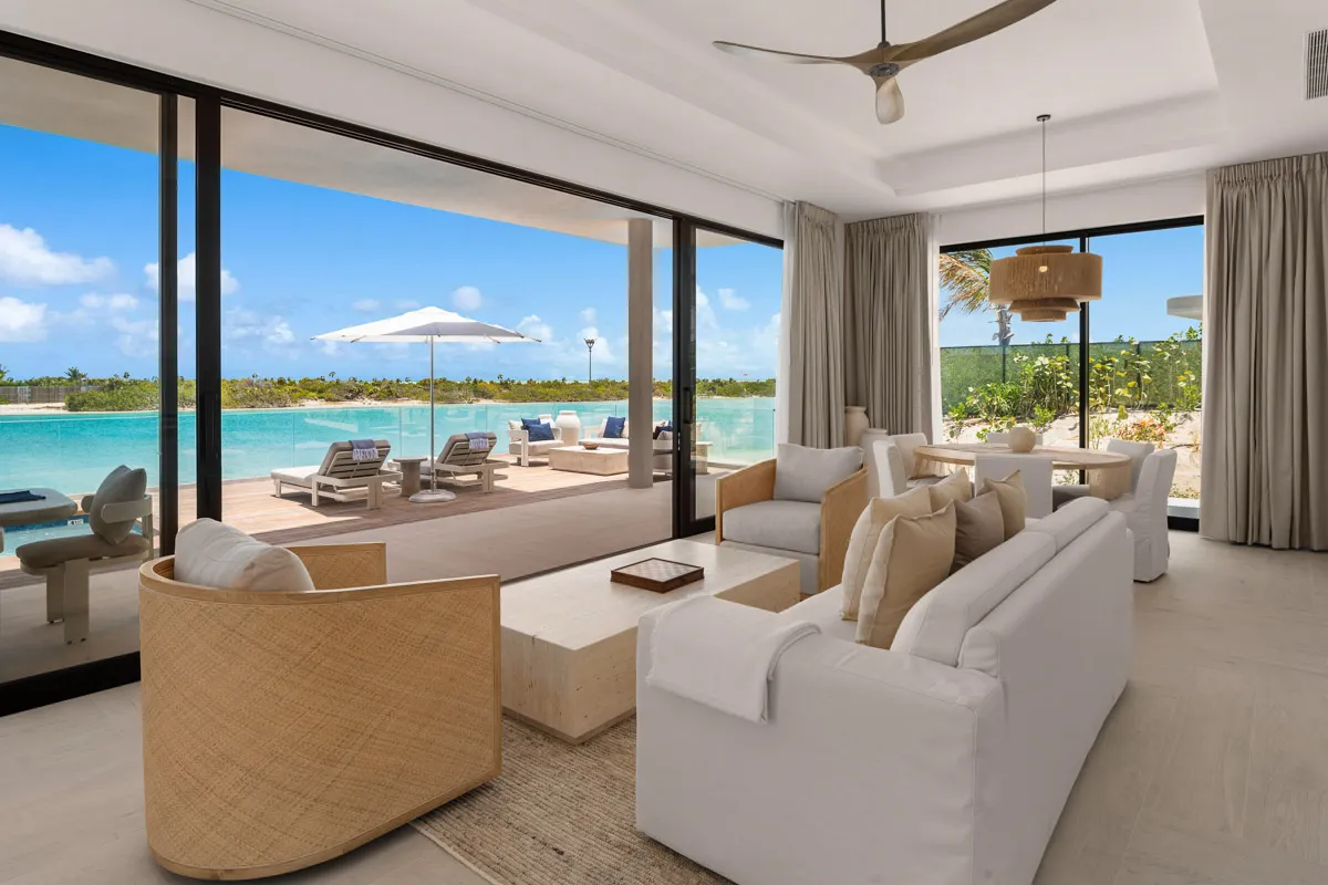 Ambergris Cay, Big Ambergris Cay