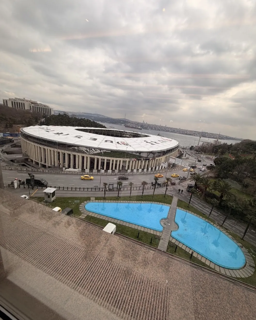 The Ritz-Carlton, Istanbul — Exterior, Istanbul