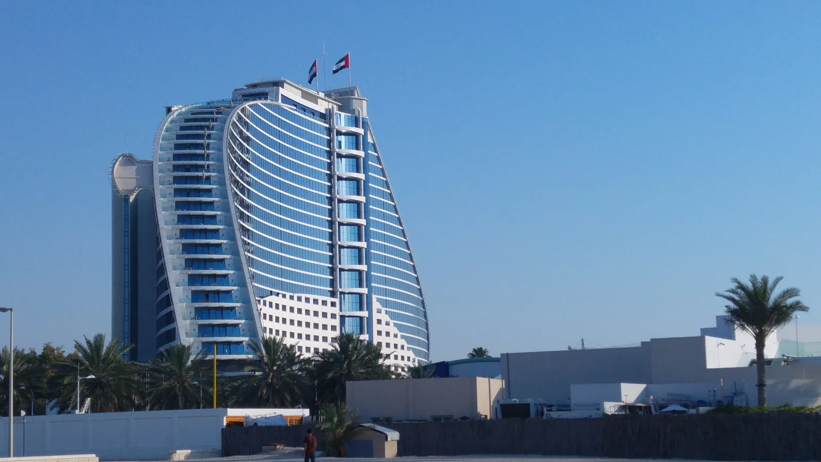 Jumeirah Beach Hotel — Exterior, Dubai