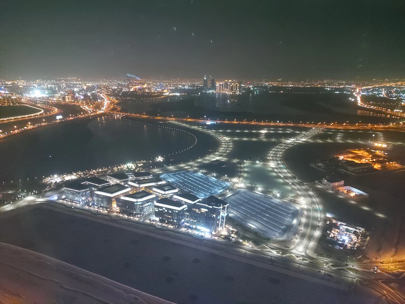 SLS Dubai Hotel and Residences — Exterior, Dubai