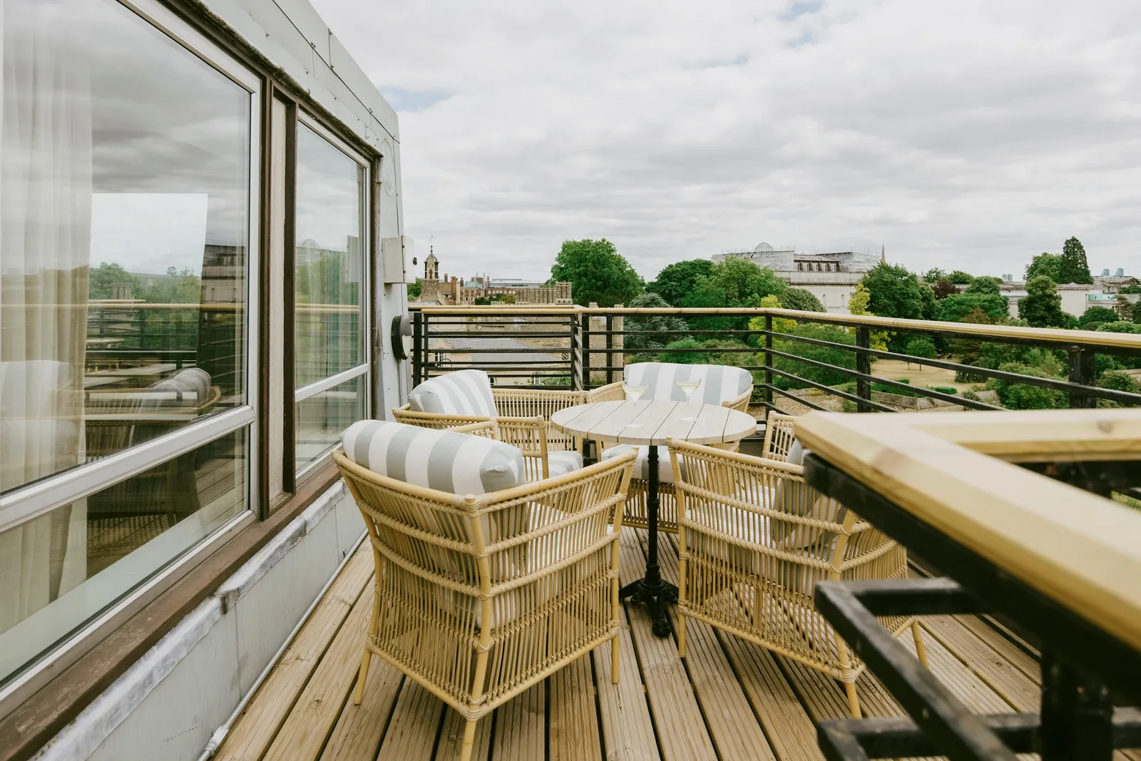 Graduate by Hilton Cambridge — Exterior, Cambridge