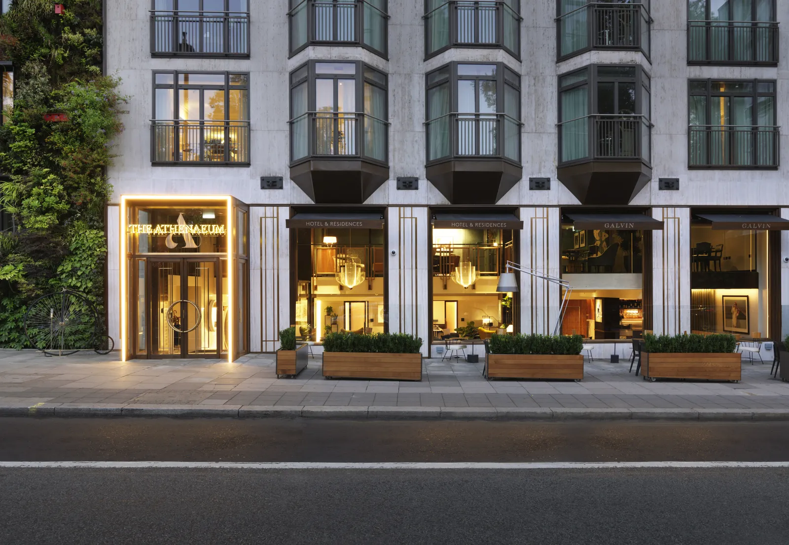 The Athenaeum Hotel and Residences — Exterior, London